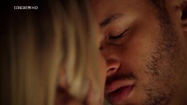 Iris Mareike Steen hot sex scene in  Gute Zeiten