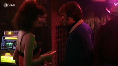 Young Mary Steenburgen strip tease in Melvin and Howard