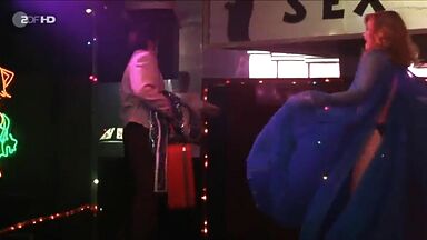 Young Mary Steenburgen strip tease in Melvin and Howard