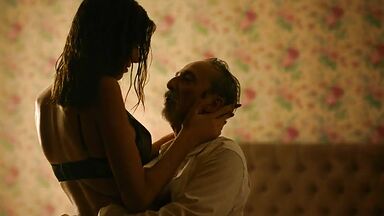 Hot erotic belly dance