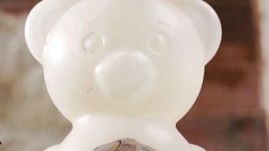 MILF masturbation scene