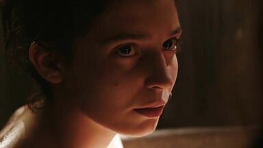 Guy seduces cute teen