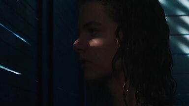 Guy seduces cute teen