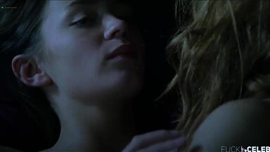 Emily Blunt and Natalie Press lesbic romance in My Summer of Love