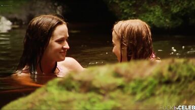 Emily Blunt and Natalie Press lesbic romance in My Summer of Love