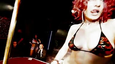 Nude girls in Crank 2: High Voltage (2009)