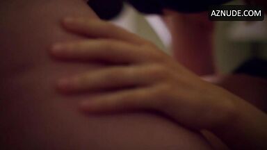 Lesbic threesom scene