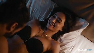 Sayani Gupta finishing alone