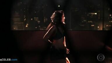 MILF latina's sexy strip-tease