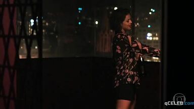 MILF latina's sexy strip-tease