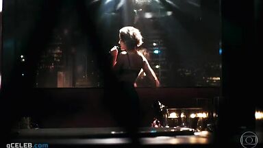 MILF latina's sexy strip-tease