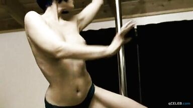 Unsatisfied girl goes to dancing