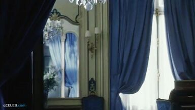 Angie Everhart hot in Another 9 1-2 Weeks