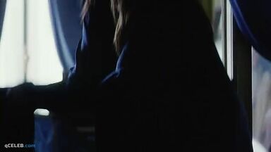 Angie Everhart hot in Another 9 1-2 Weeks