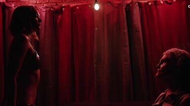 Auden Thornton naked dance