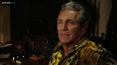 Elizabeth Rice dancing naked in Paradise Club