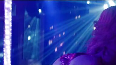 Elle Evans sexy and naked