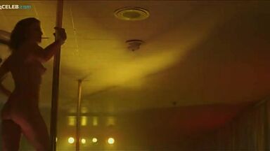 Emily Hynnek pole dancing