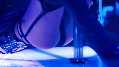 Fiorellla Mattheis fucked and dance