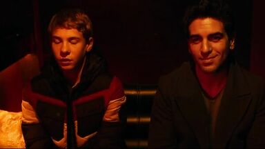 Showing the girl with big tits naked