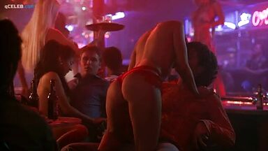 Julian Wells stripping sexy