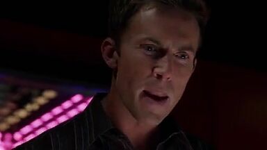 Katia Winter showing her tits