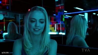 Kimberly Laferriere nude in Fugueuse