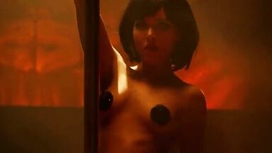 Hot European girl erotic dancing