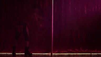 Momona Komagata dancing hot in Peelers