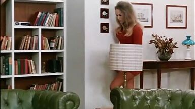 Lesbic scenes from classic movie