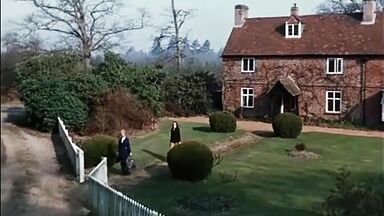 Lesbic scenes from classic movie