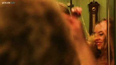 Sydney Sweeney sexy in Everything Sucks!