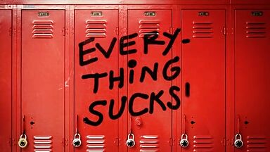 Sydney Sweeney sexy in Everything Sucks!