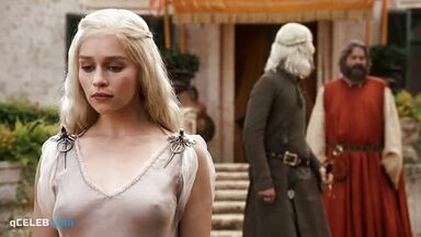 Emilia Clarke nude in Game of Thrones