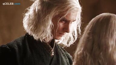 Emilia Clarke nude in Game of Thrones