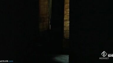 Monica Bellucci hot scenes in Bandits- Love and Liberty