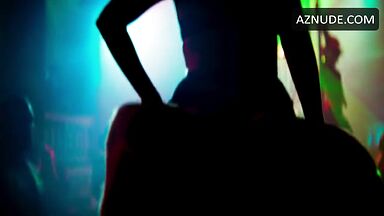 Margot Robbie erotic dance