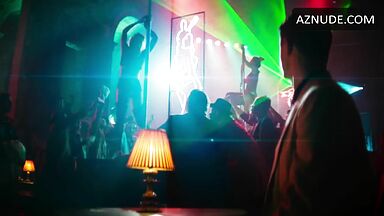 Margot Robbie erotic dance