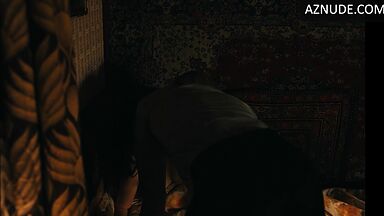 Emilia Clarke fucking hard