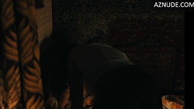 Emilia Clarke fucking hard