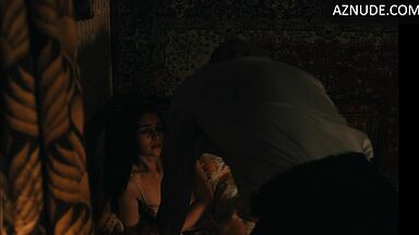 Emilia Clarke fucking hard