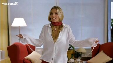 Elsa Pataky sexy in Escape