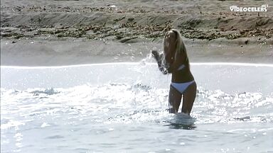 Elsa Pataky sexy in Escape