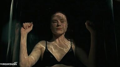 Evan Rachel Wood sexy in Westworld