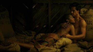 Berta Vazquez nude in Palmeras en la nieve