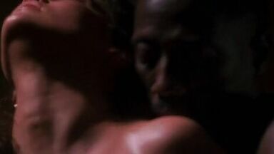 Jennifer Lopez sex scene Money Train