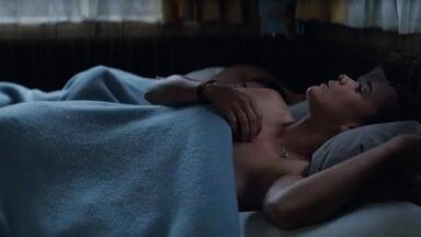 Kill Me Three Times best scenes