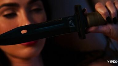 Megan Fox sexy in Expend4bles