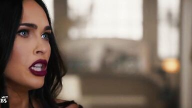 Megan Fox sexy in Expend4bles