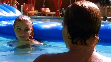 Amber Heard sexy in Hidden Palms